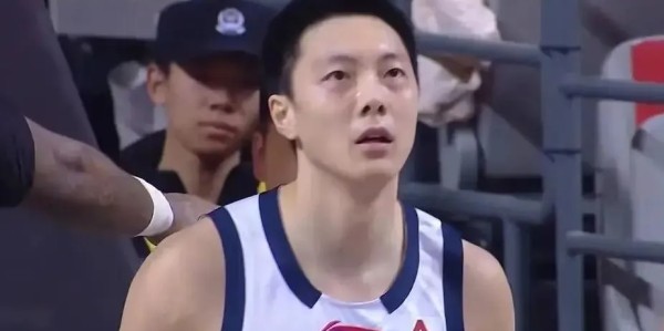 开云手机在线登陆-大胜33分的局，广东顶薪队长仅得3分！球迷：三分王果然只得3分