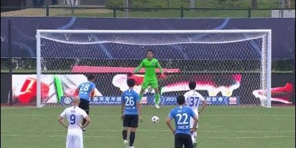 开云手机在线登陆-【中超】巴索戈两球莫雷诺两传一射 大连人2比4申花