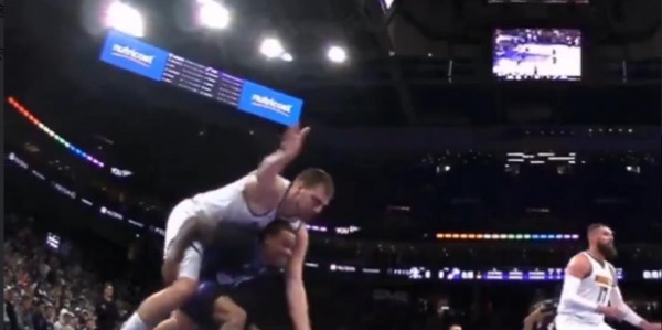 开云手机在线登陆-库里赛季报销？可能……