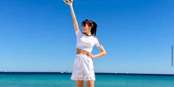 开云app登录-【每日足球女神30】这可能是有史以来踢球最好的日本演员|真岛优|花式|球技|训练|足球小将_新浪体育_新浪新闻